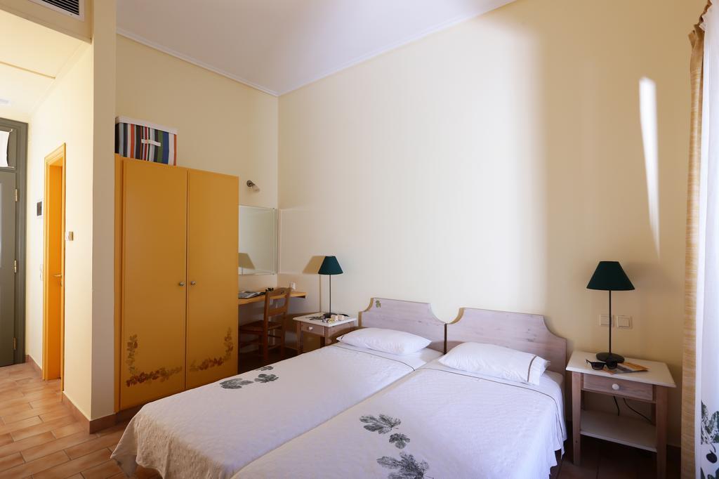Eleonas Hotel Roviész Szoba fotó